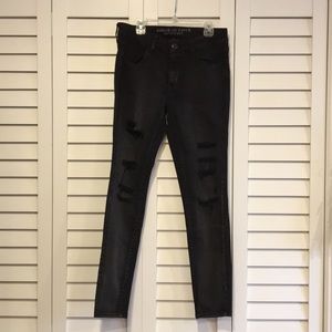 AEO Super Super Stretch Distressed Black Jegging